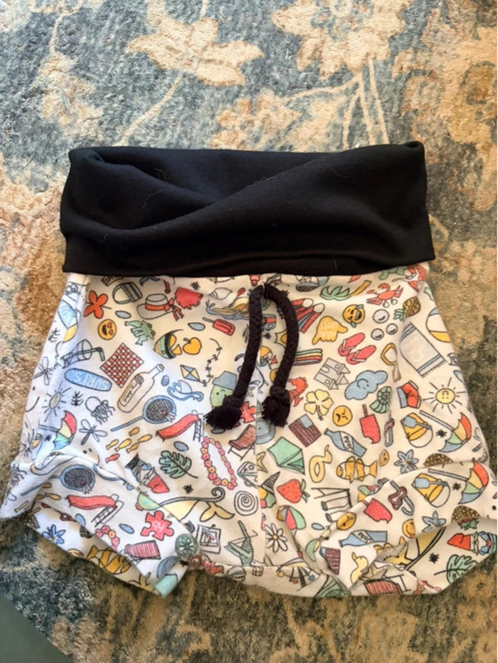 Stretchy baby shorts - summer pattern